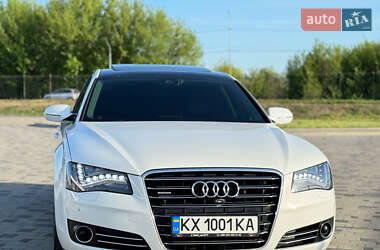 Седан Audi A8 2013 в 