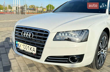 Седан Audi A8 2013 в 