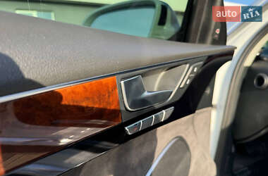Седан Audi A8 2013 в 