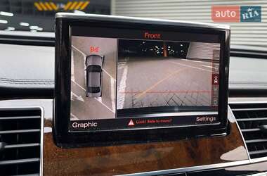Седан Audi A8 2015 в 