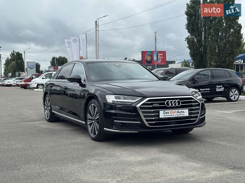 Седан Audi A8 2021 в Киеве