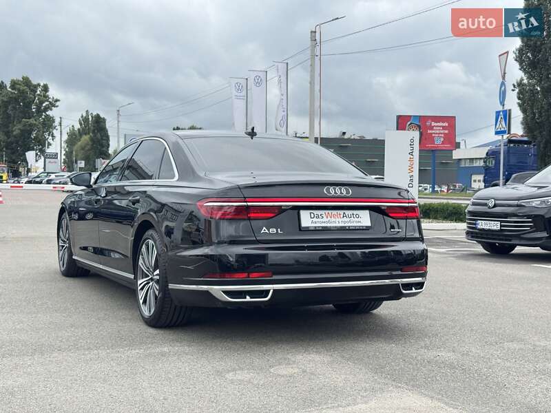 Седан Audi A8 2021 в Киеве