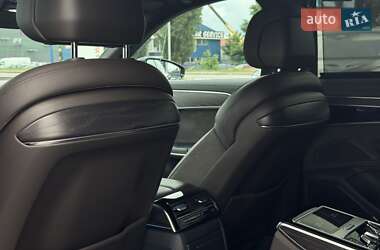 Седан Audi A8 2021 в 