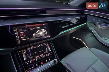 Седан Audi A8 2019 в 