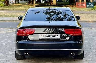 Седан Audi A8 2010 в 