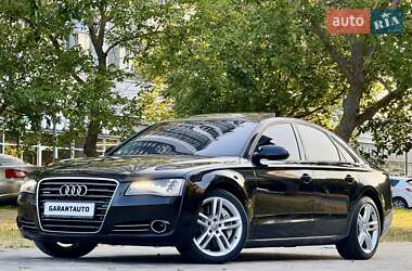 Седан Audi A8 2010 в 