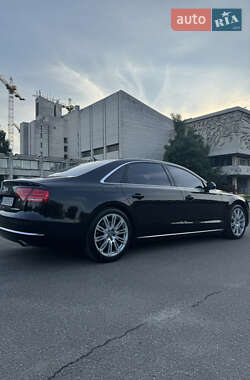 Седан Audi A8 2013 в 