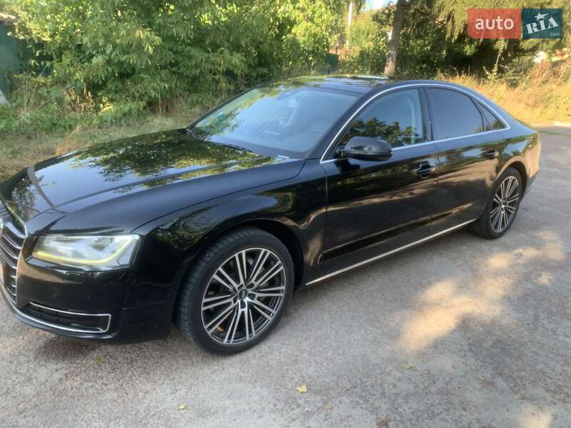 Седан Audi A8 2015 в Бердичеве
