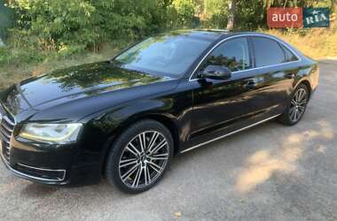 Седан Audi A8 2015 в 