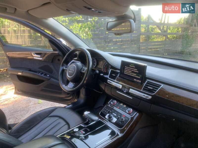 Седан Audi A8 2015 в Бердичеве