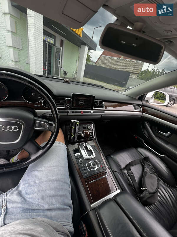 Седан Audi A8 2008 в Ніжині