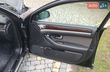 Седан Audi A8 2002 в 