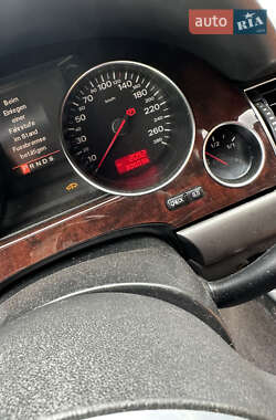 Седан Audi A8 2002 в 
