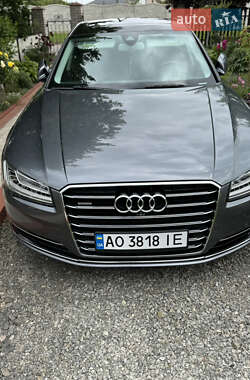 Седан Audi A8 2014 в 