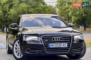 Седан Audi A8 2011 в 