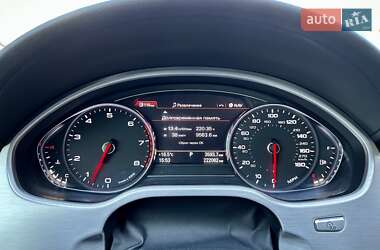 Седан Audi A8 2012 в 