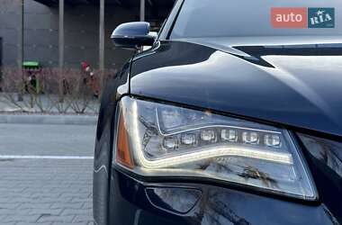 Седан Audi A8 2012 в 