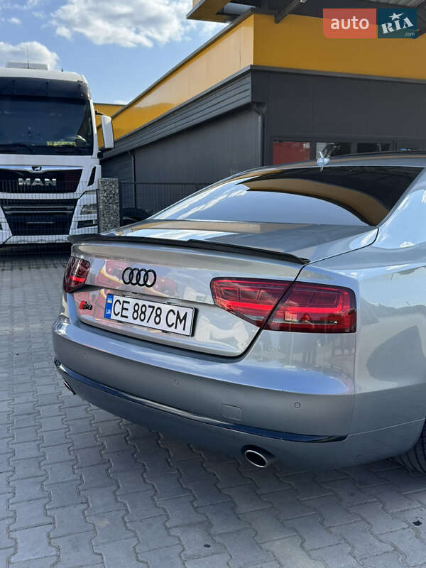 Седан Audi A8 2011 в Черновцах