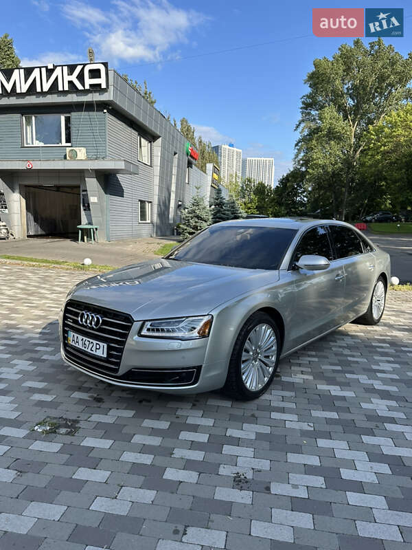 Седан Audi A8 2014 в Киеве