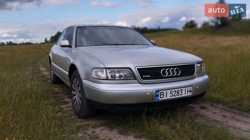 Седан Audi A8 1995 в 