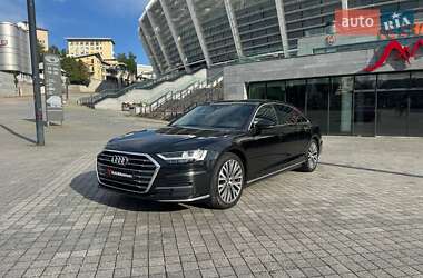 Седан Audi A8 2021 в 