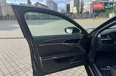 Седан Audi A8 2021 в 