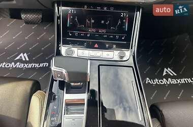 Седан Audi A8 2021 в 
