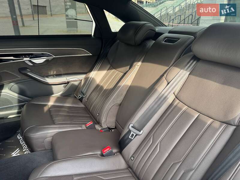 Седан Audi A8 2021 в Киеве фото 28 Седан Audi A8 2021 в Киеве