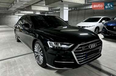 Седан Audi A8 2021 в 