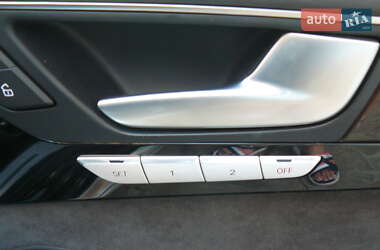 Седан Audi A8 2013 в 