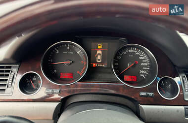 Седан Audi A8 2005 в 