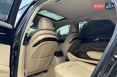 Седан Audi A8 2013 в 