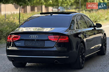 Седан Audi A8 2013 в 