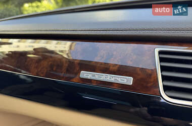 Седан Audi A8 2013 в 
