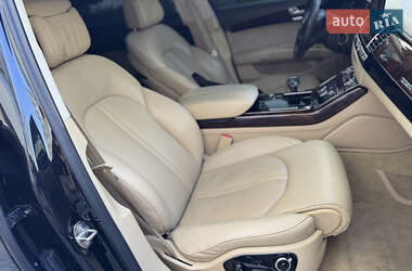 Седан Audi A8 2013 в 