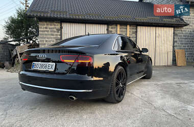 Седан Audi A8 2011 в 