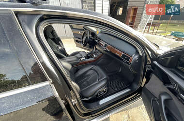 Седан Audi A8 2011 в 