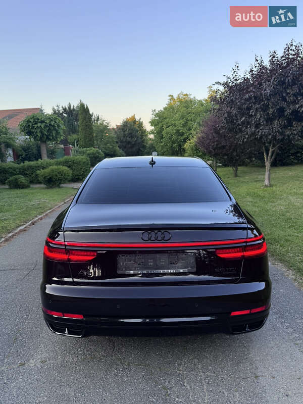 Седан Audi A8 2019 в Києві