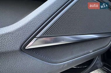Седан Audi A8 2019 в 