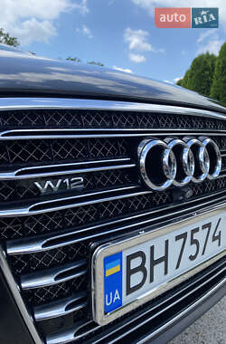 Седан Audi A8 2012 в 