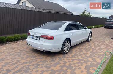 Седан Audi A8 2015 в 