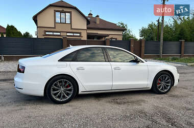 Седан Audi A8 2011 в 