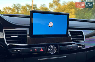 Седан Audi A8 2011 в 