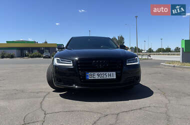 Седан Audi A8 2015 в 