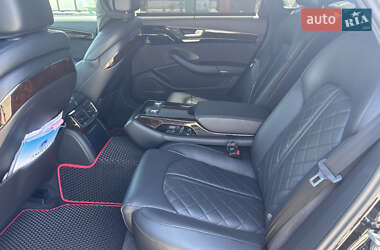 Седан Audi A8 2015 в 
