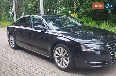 Седан Audi A8 2011 в 