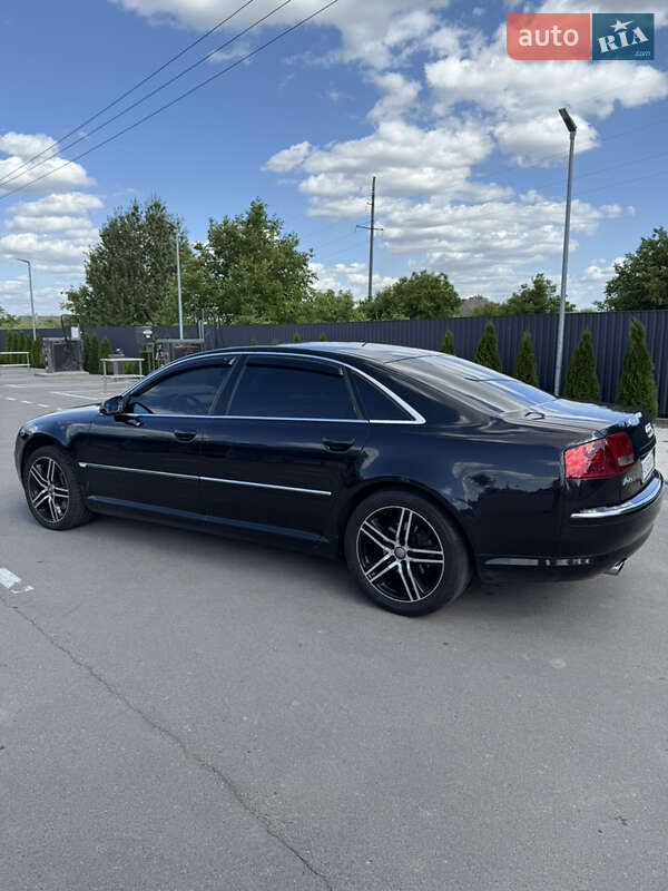 Седан Audi A8 2007 в Немирове