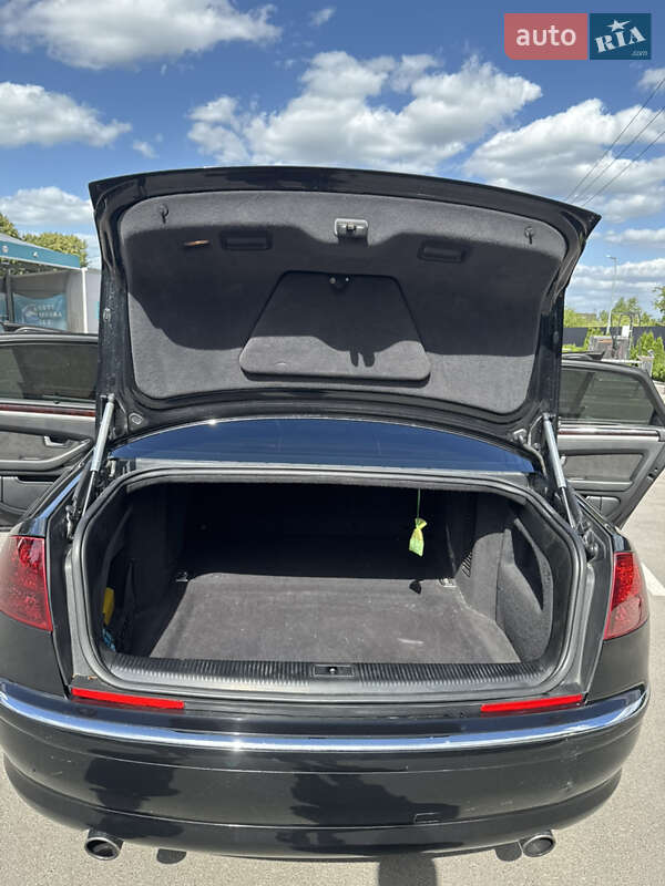 Седан Audi A8 2007 в Немирове