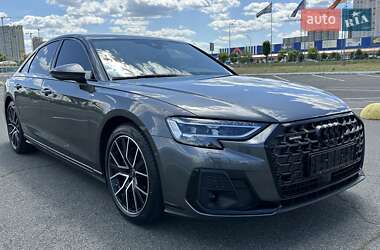 Седан Audi A8 2025 в 