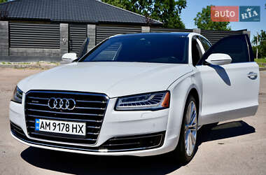 Седан Audi A8 2016 в Житомире